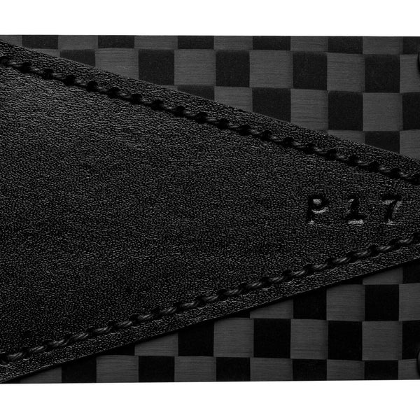 P17 Carbon Fiber Bifold Wallet / Black