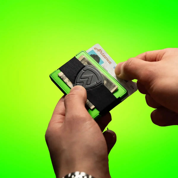 Axwell Wallet - Alien Green